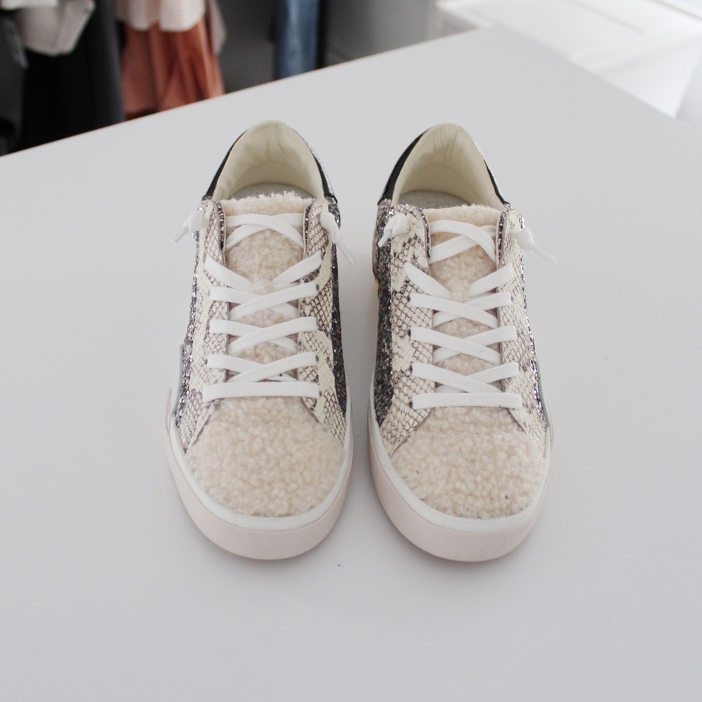 Dolce Vita Zina Leather Shearling Sneakers in Silver Multi Glitter NWOB - Picture 9 of 13